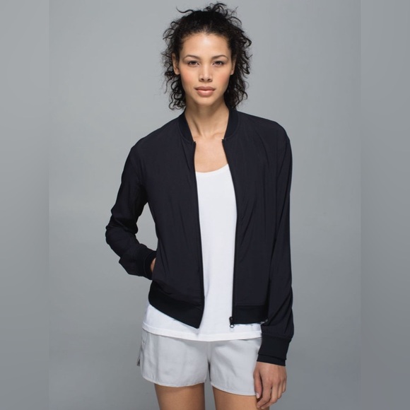 NWT RARE Minimalist Lululemon Noir Jacket II (Bomber Jacket) - Picture 2 of 16